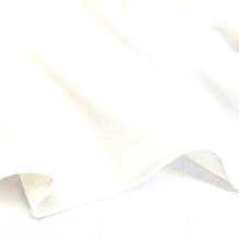 ポリエステル素材の美しさ